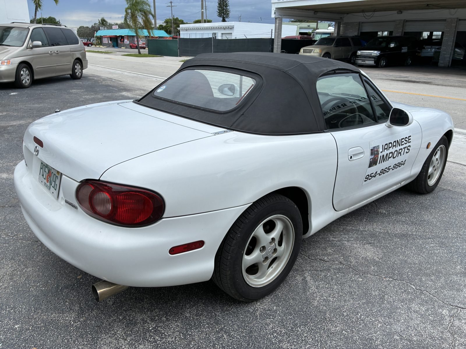 2001 Mazda Roadster — photo 3