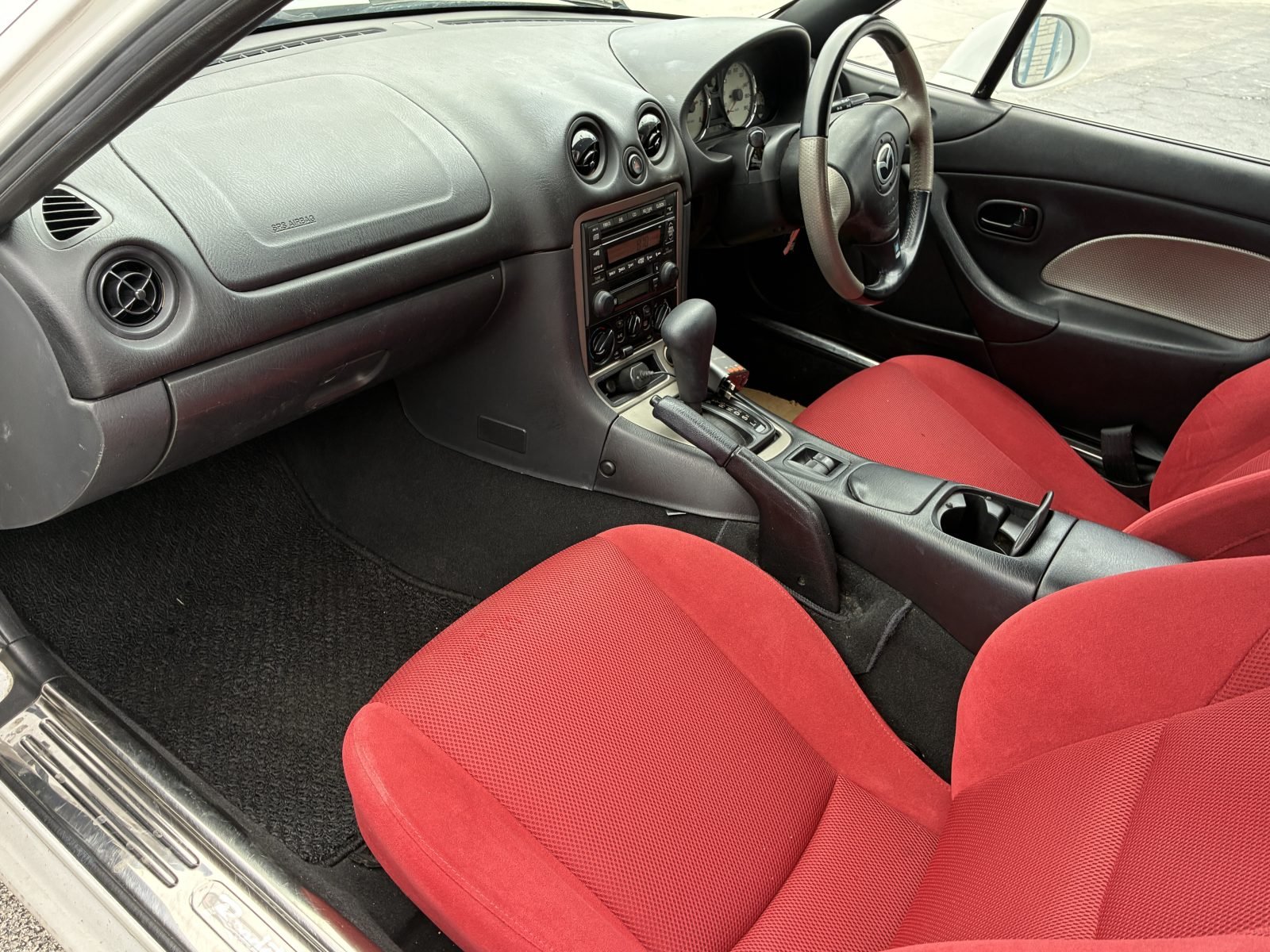 2001 Mazda Roadster — photo 6