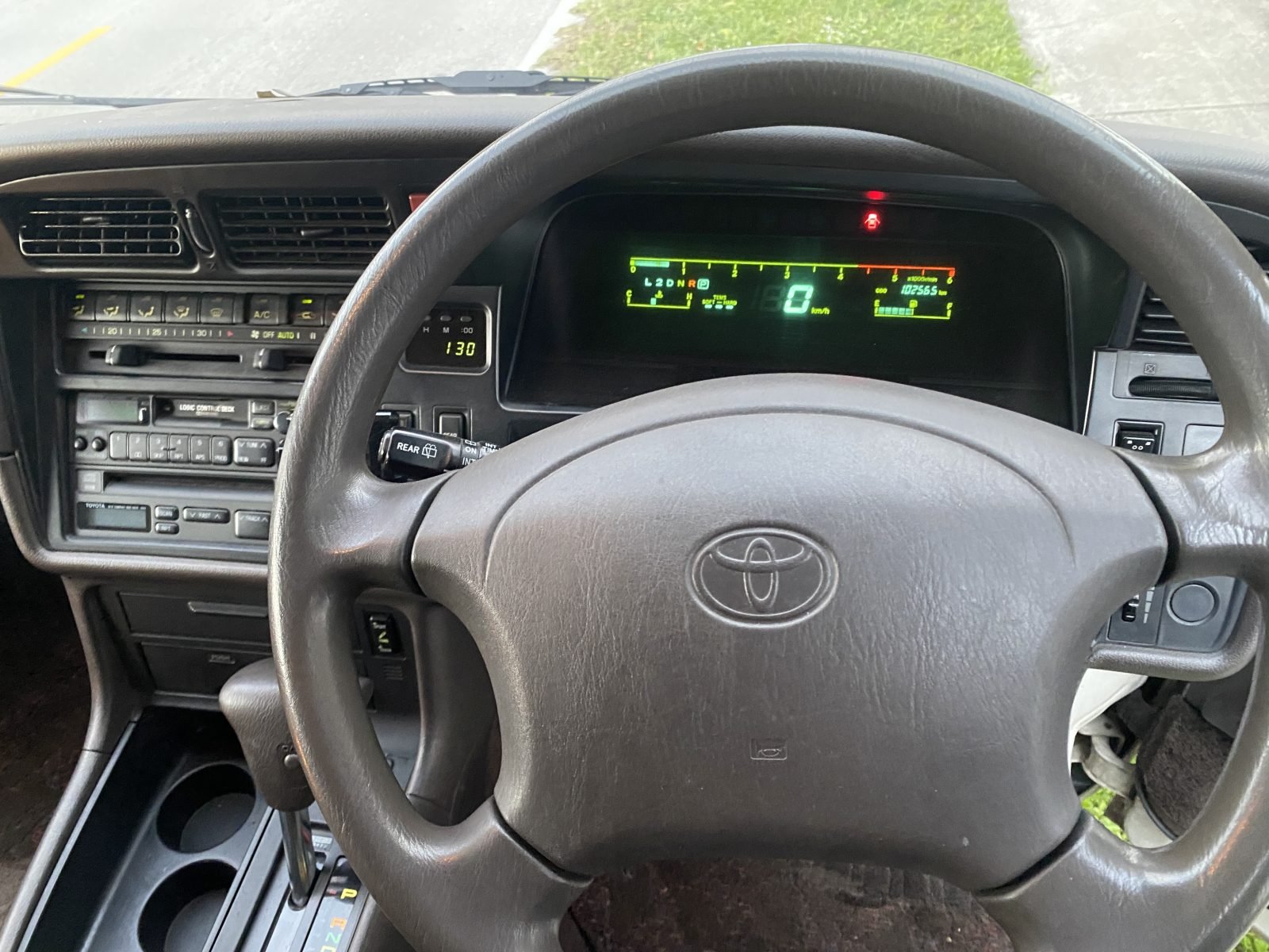 1994 Toyota Hiace Super Custom 4x4 Limited — photo 9